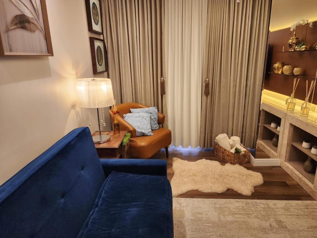 Lar Do Ozzy Com Lareira No Centro De Gramado! Apartment Ngoại thất bức ảnh
