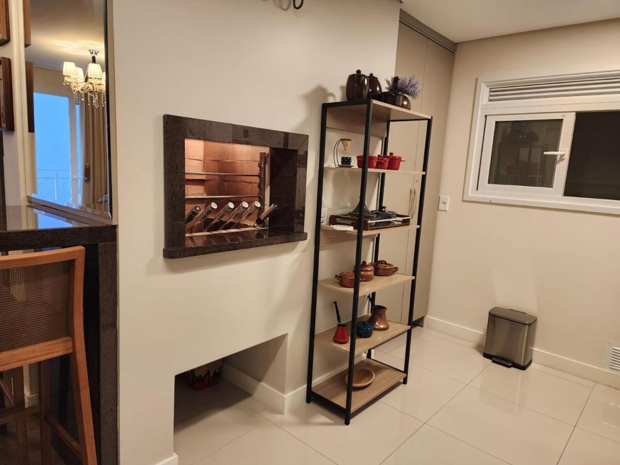Lar Do Ozzy Com Lareira No Centro De Gramado! Apartment Ngoại thất bức ảnh