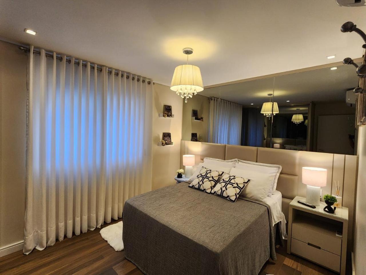 Lar Do Ozzy Com Lareira No Centro De Gramado! Apartment Ngoại thất bức ảnh
