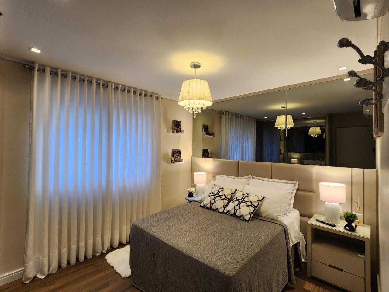Lar Do Ozzy Com Lareira No Centro De Gramado! Apartment Ngoại thất bức ảnh