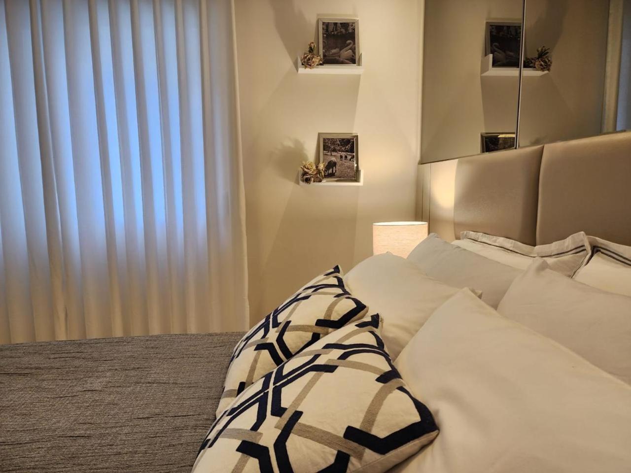 Lar Do Ozzy Com Lareira No Centro De Gramado! Apartment Ngoại thất bức ảnh